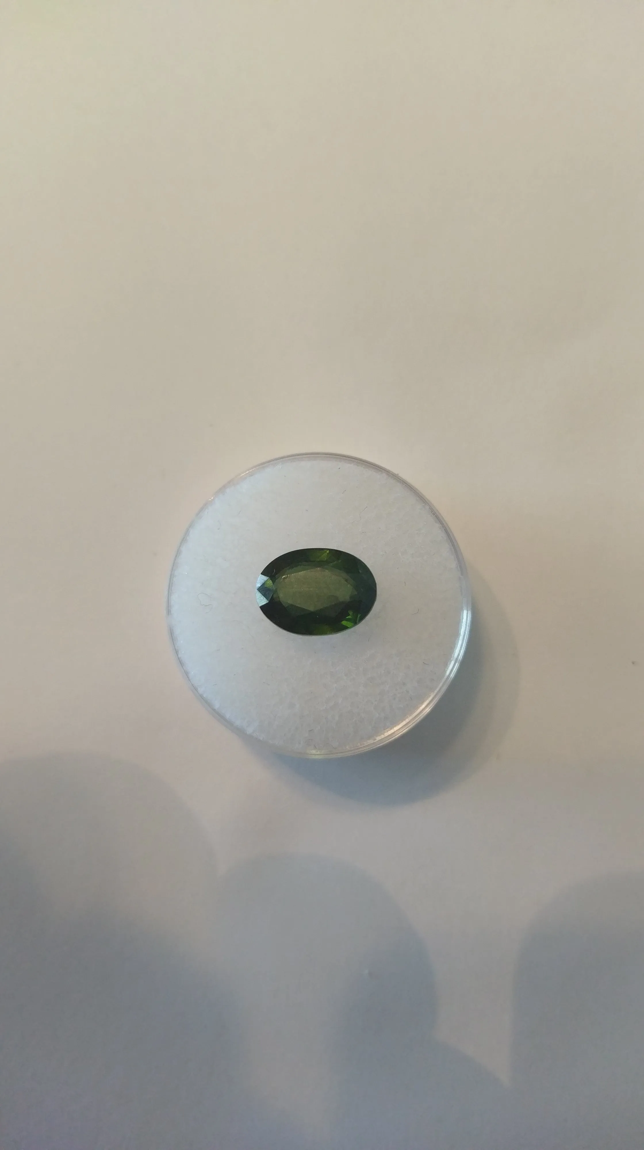 3.99ct GREEN ZIRCON OVAL