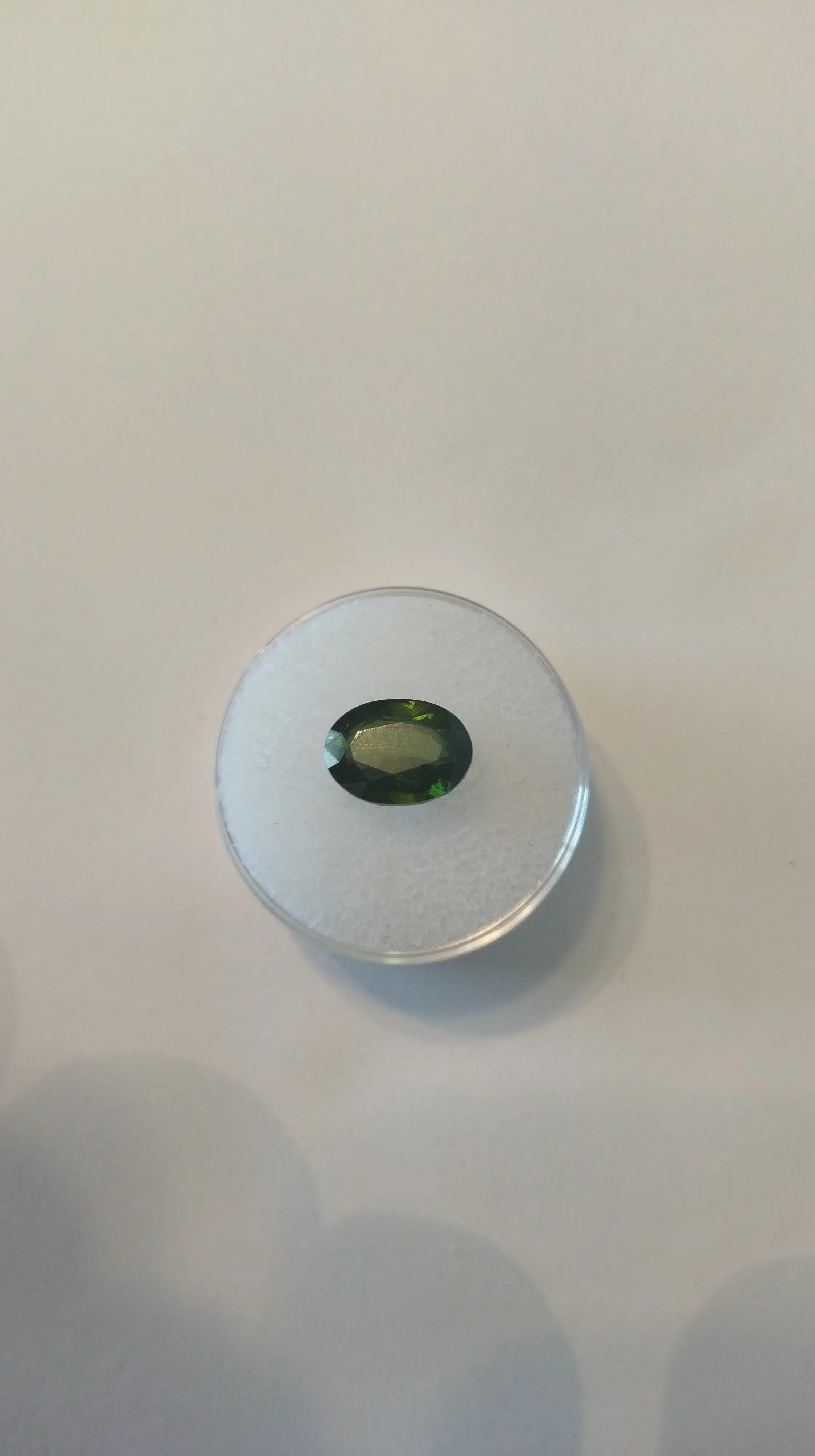 3.99ct GREEN ZIRCON OVAL