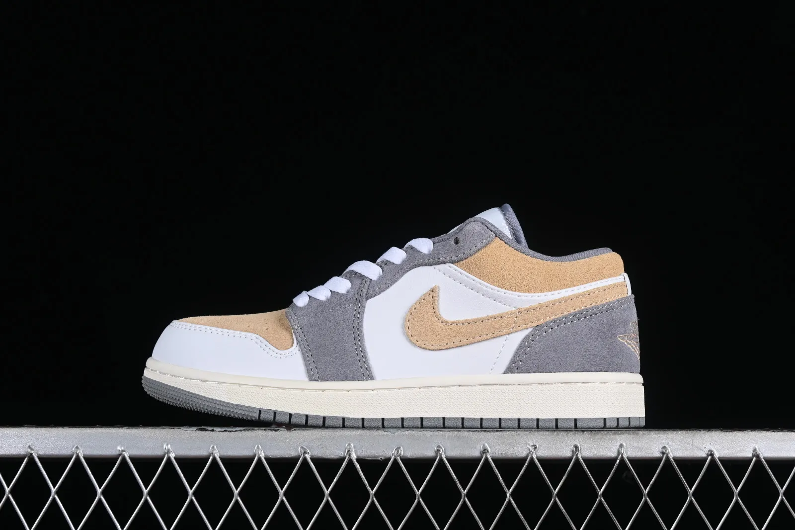 Air Jordan 1 Low Grey Brown White DC0774-189