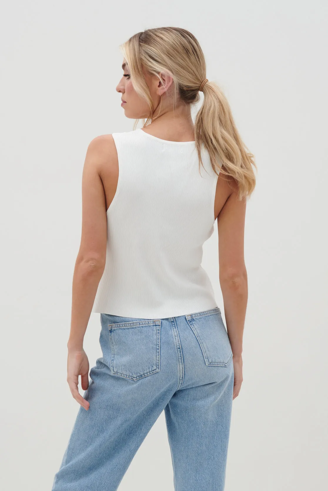 Casey Sleeveless Button Top - Cream