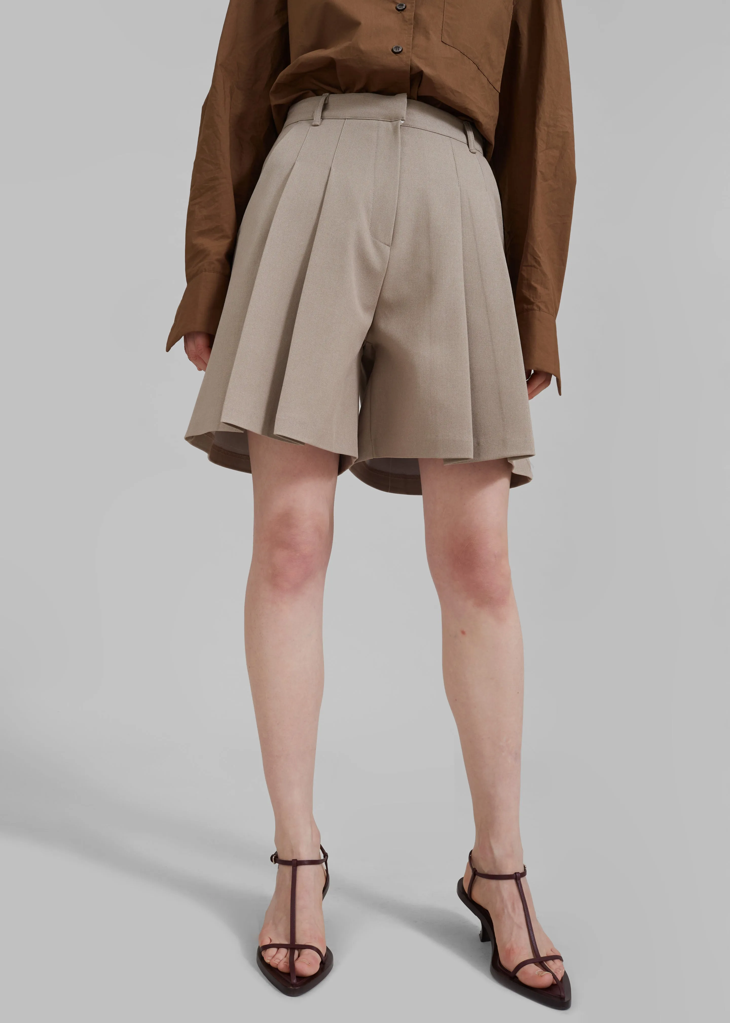 Eline Shorts - Beige