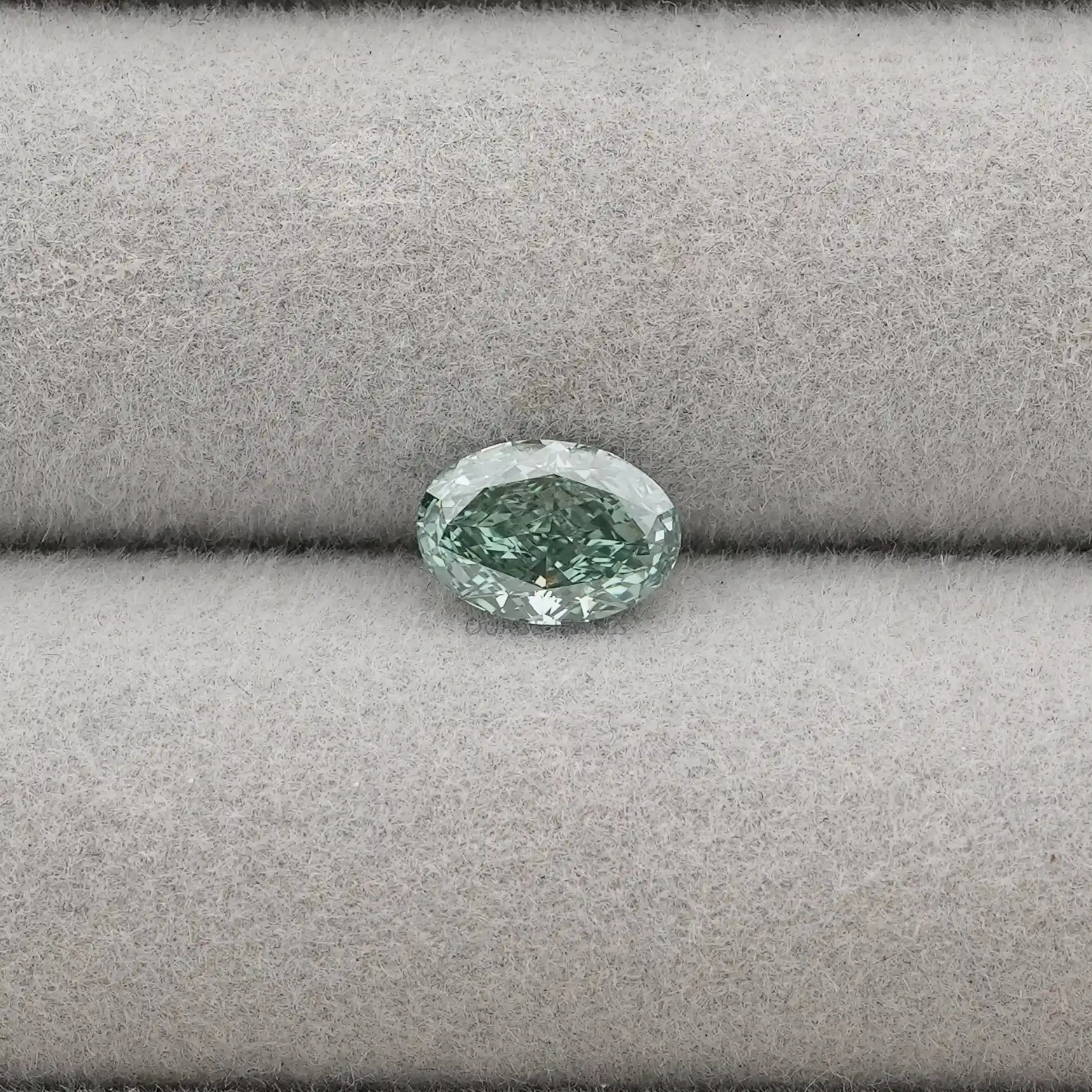 Fancy Vivid Green Oval Cut Lab Grown Diamond Loose