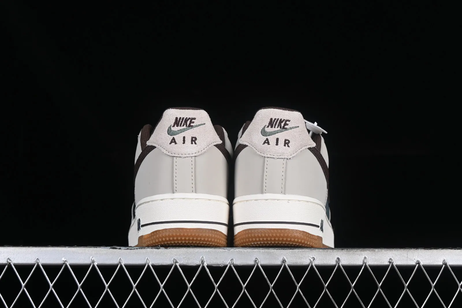 Nike Air Force 1 07 Low Brown Green Gum FQ8823-238