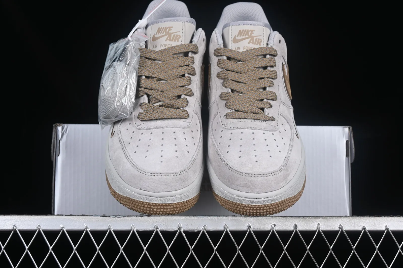 Nike Air Force 1 07 Low Grey Brown WW5021-625