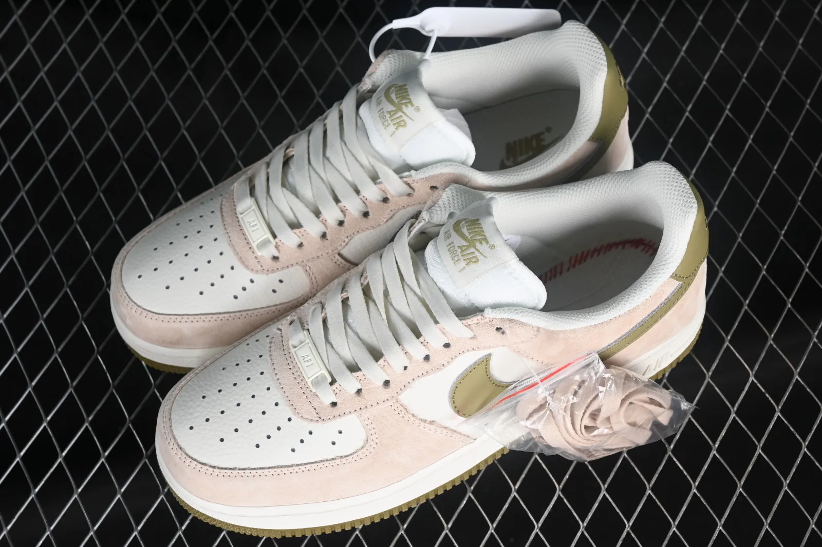 Nike Air Force 1 07 Low Off White Green Light Brown FF7795-222