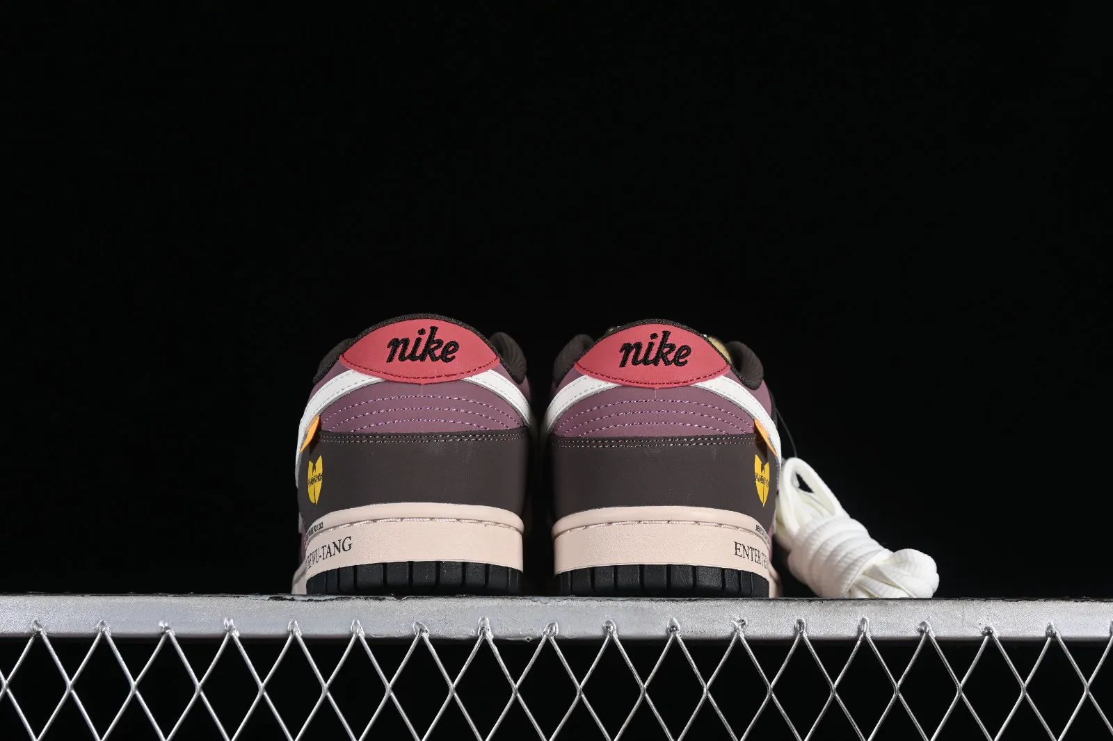 Nike SB Dunk Low Dark Brown Purple White Red MU0232-362