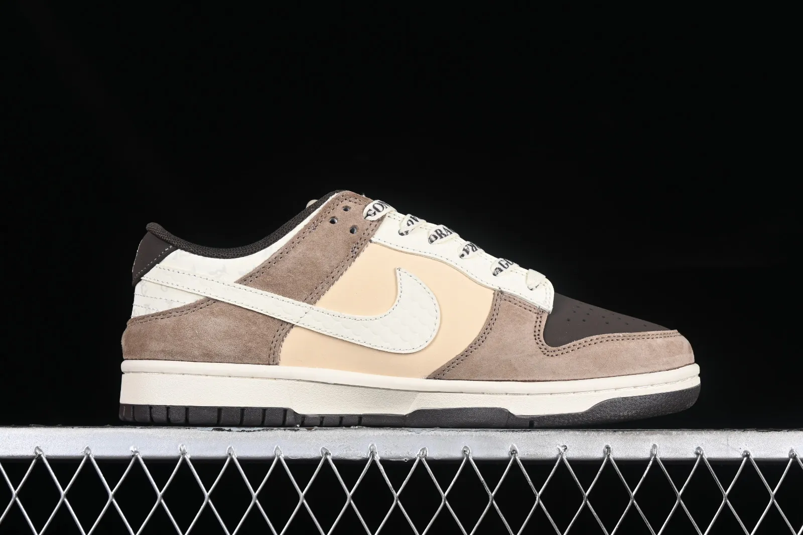 Nike SB Dunk Low Dragon Off White Brown JH8037-926