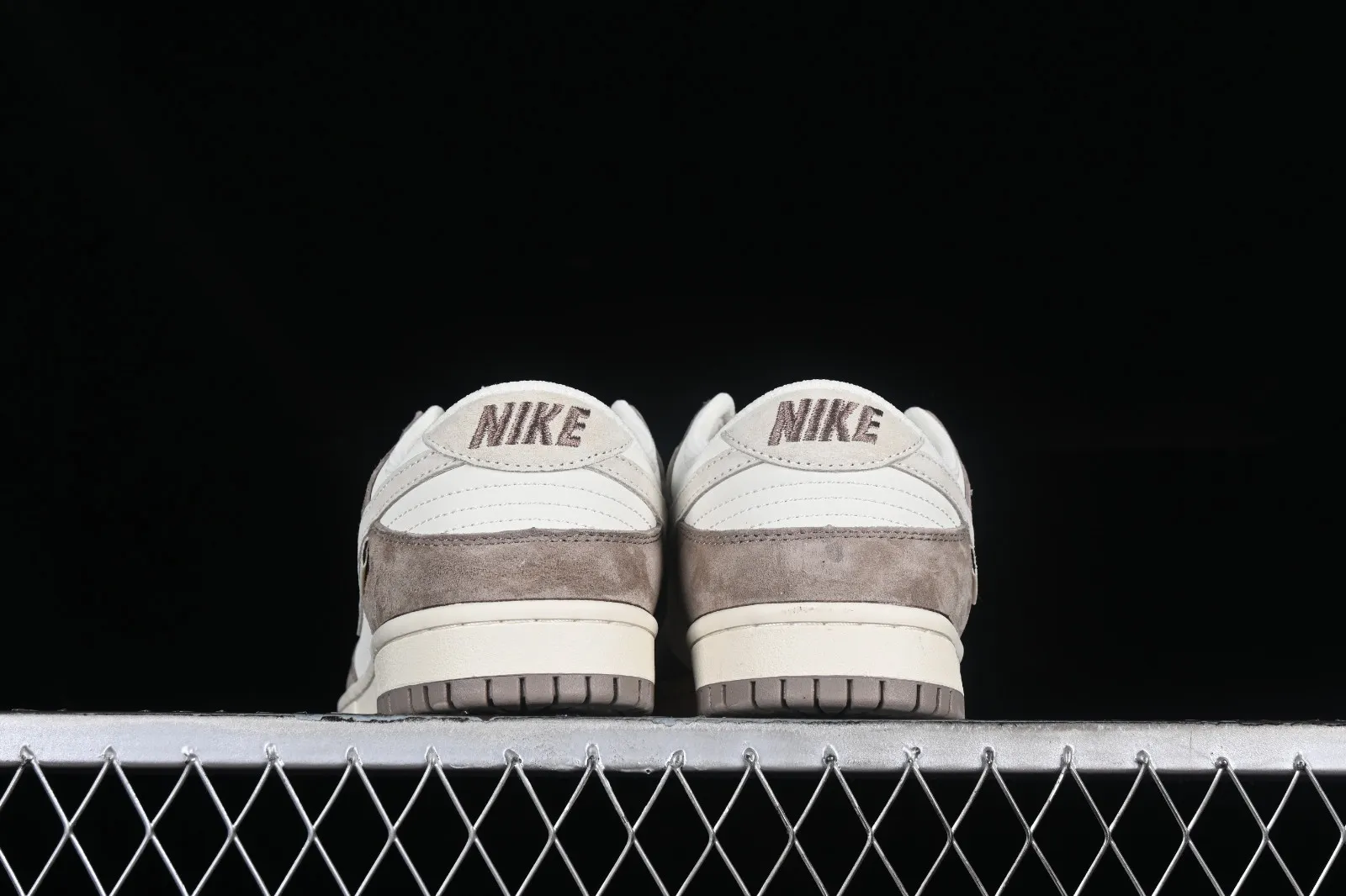 Nike SB Dunk Low Off White Grey Brown JH8037-925