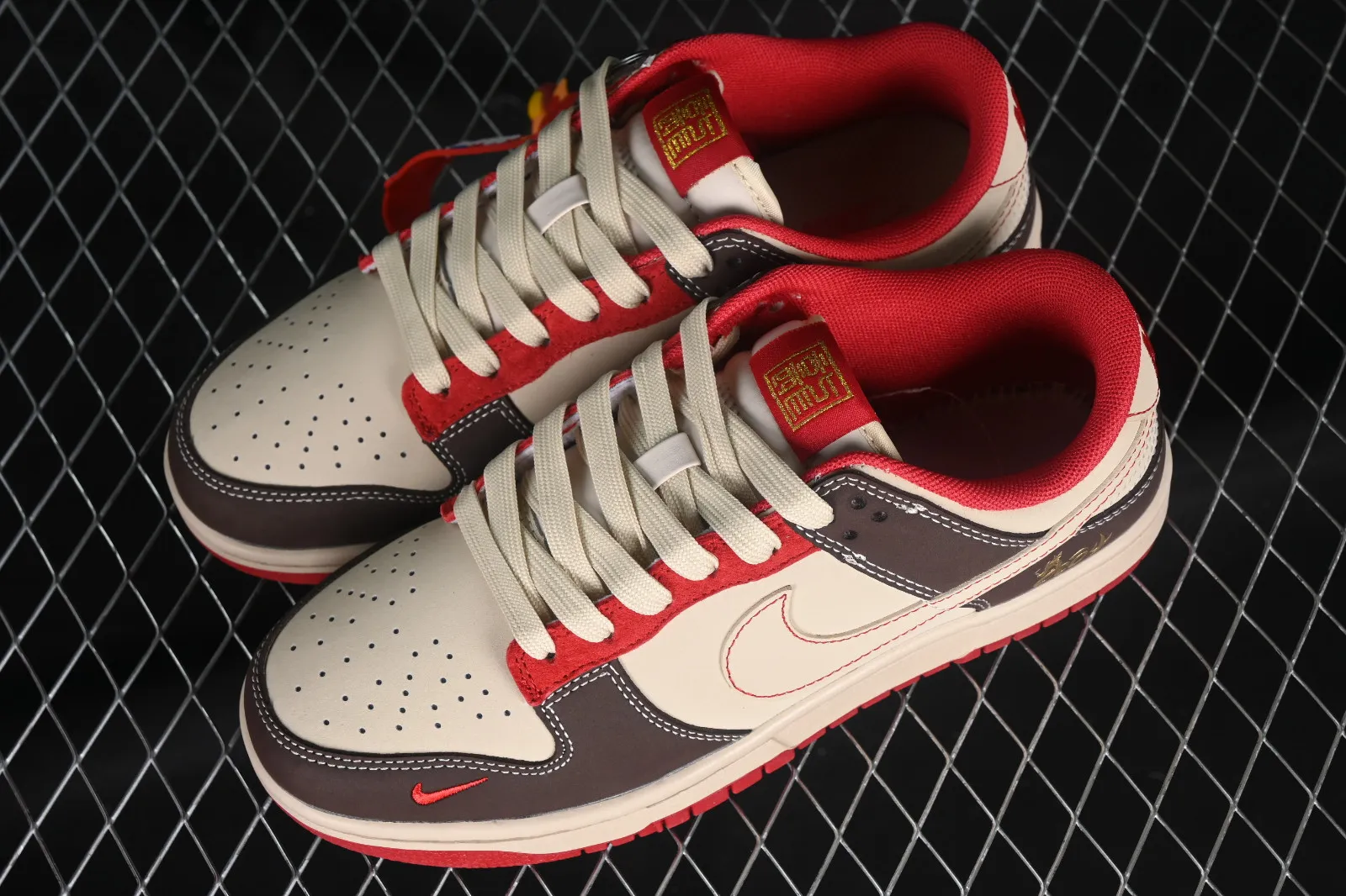 Nike SB Dunk Low Year of the Dragon Red Brown Gold JH8037-927