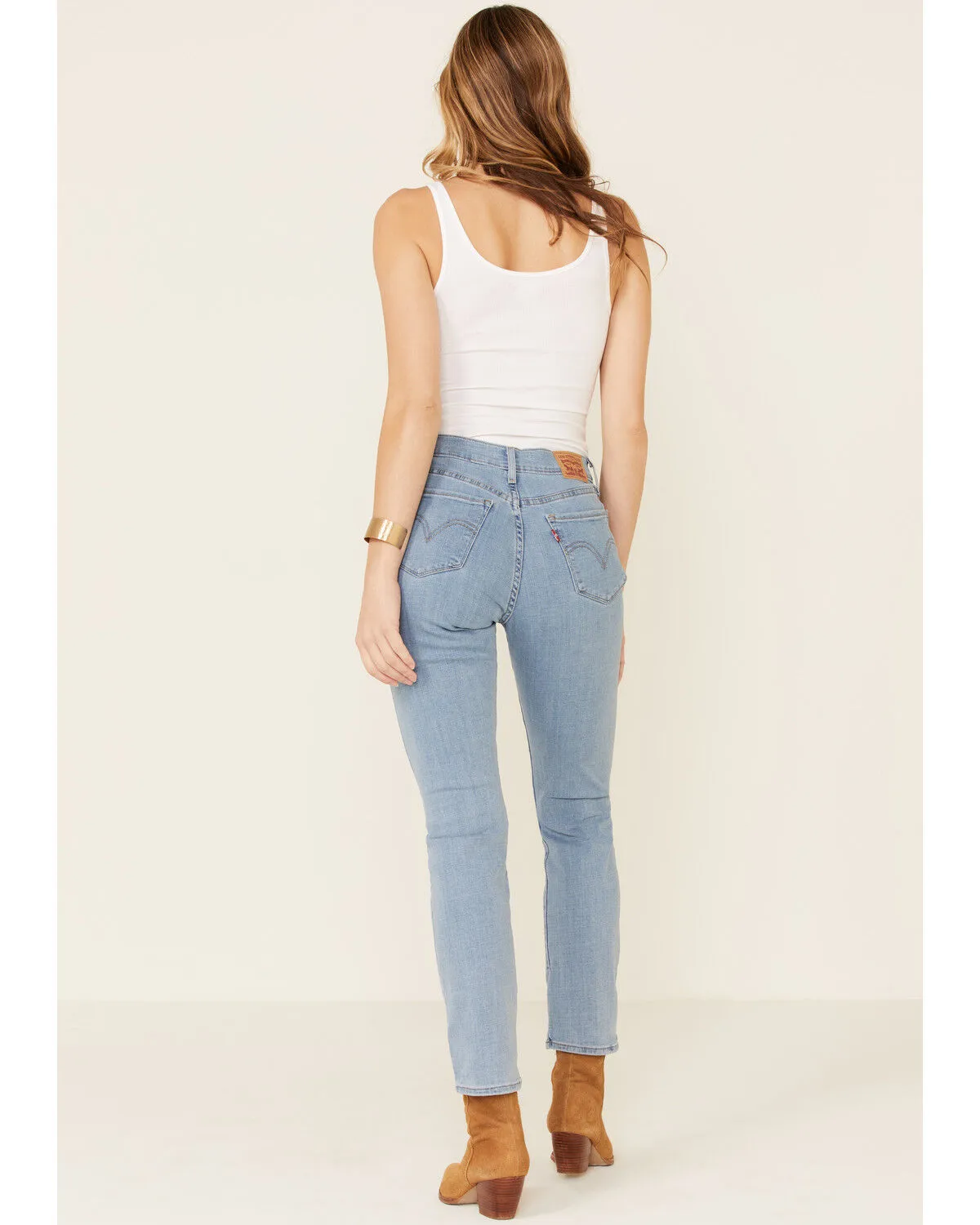 Product Name:  Levi’s Women's Classic Straight Fit Jeans