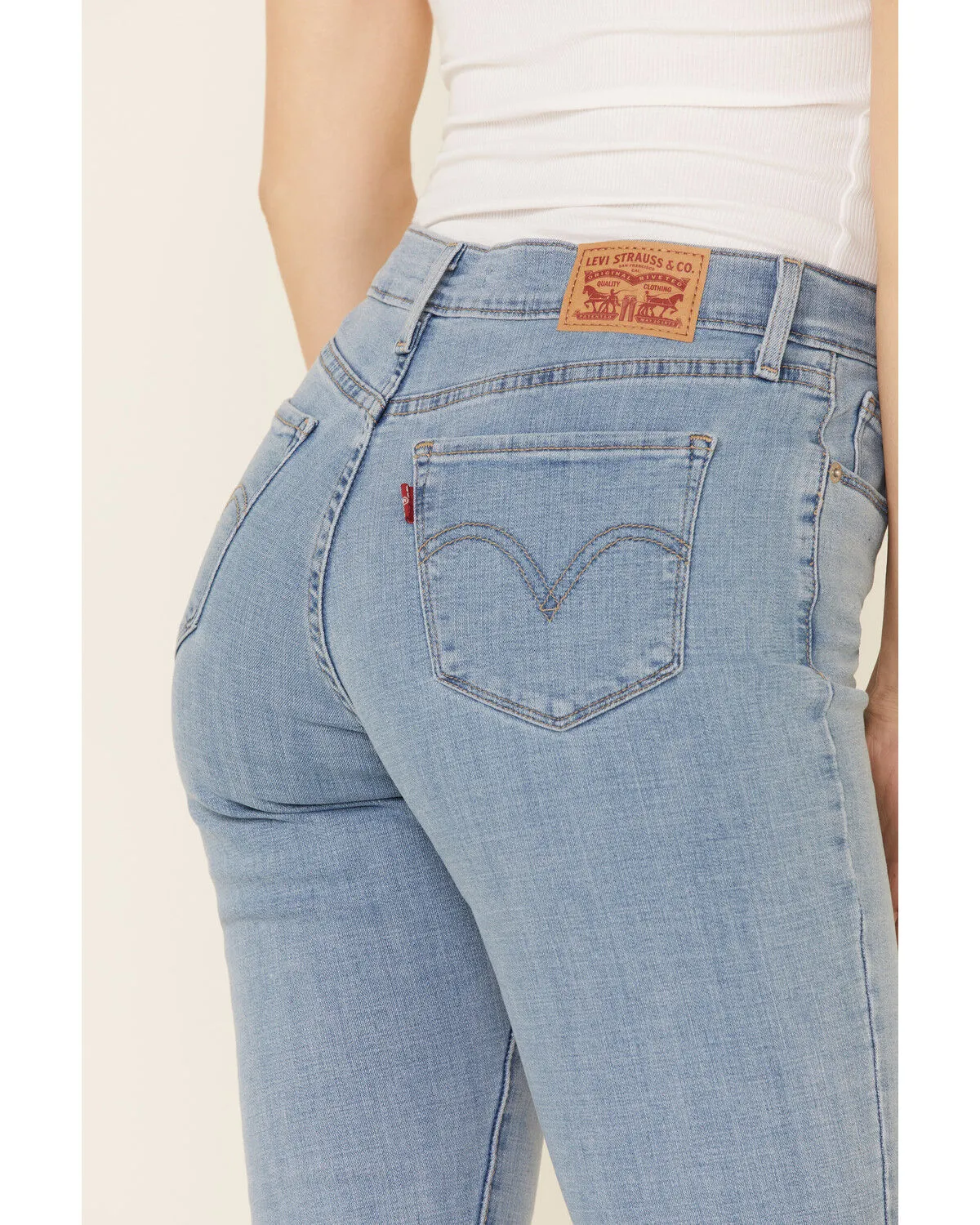 Product Name:  Levi’s Women's Classic Straight Fit Jeans