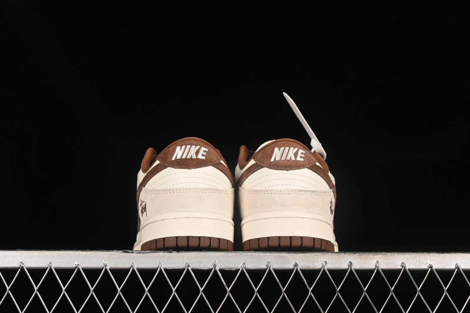 Stussy x Nike SB Dunk Low Dark Brown FC1688-152