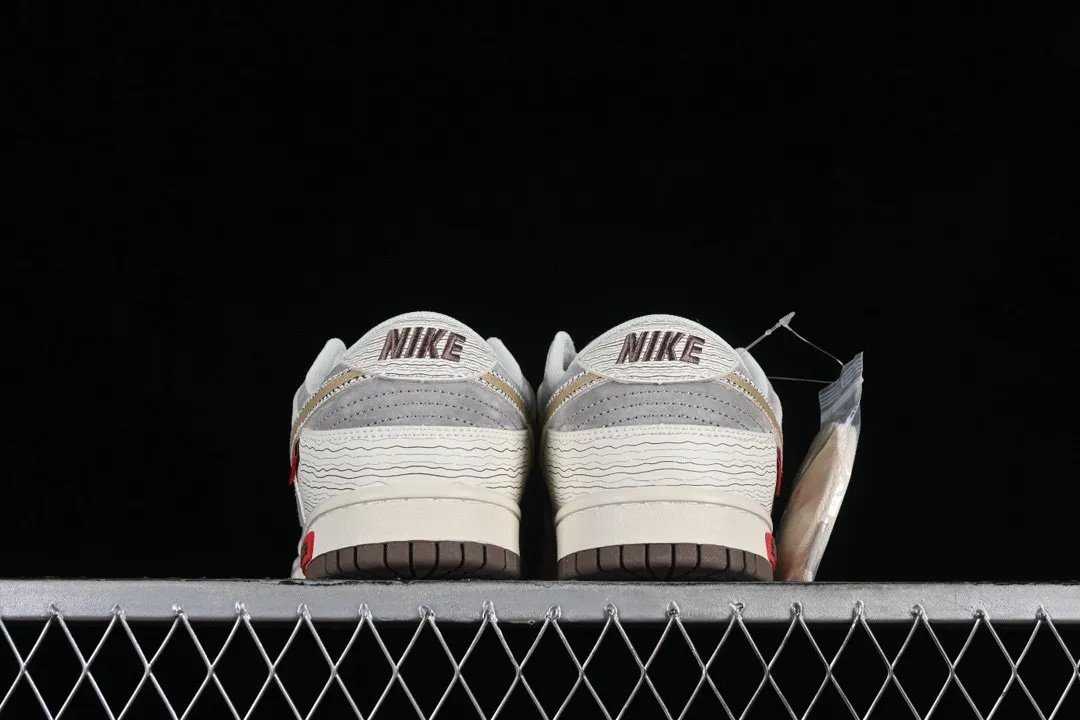 Supreme x Nike SB Dunk Low Grey Brown Red XD6188-024