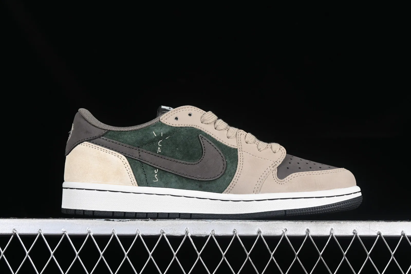 Travis Scott x Air Jordan 1 Low OG Brown Green DM7866-817