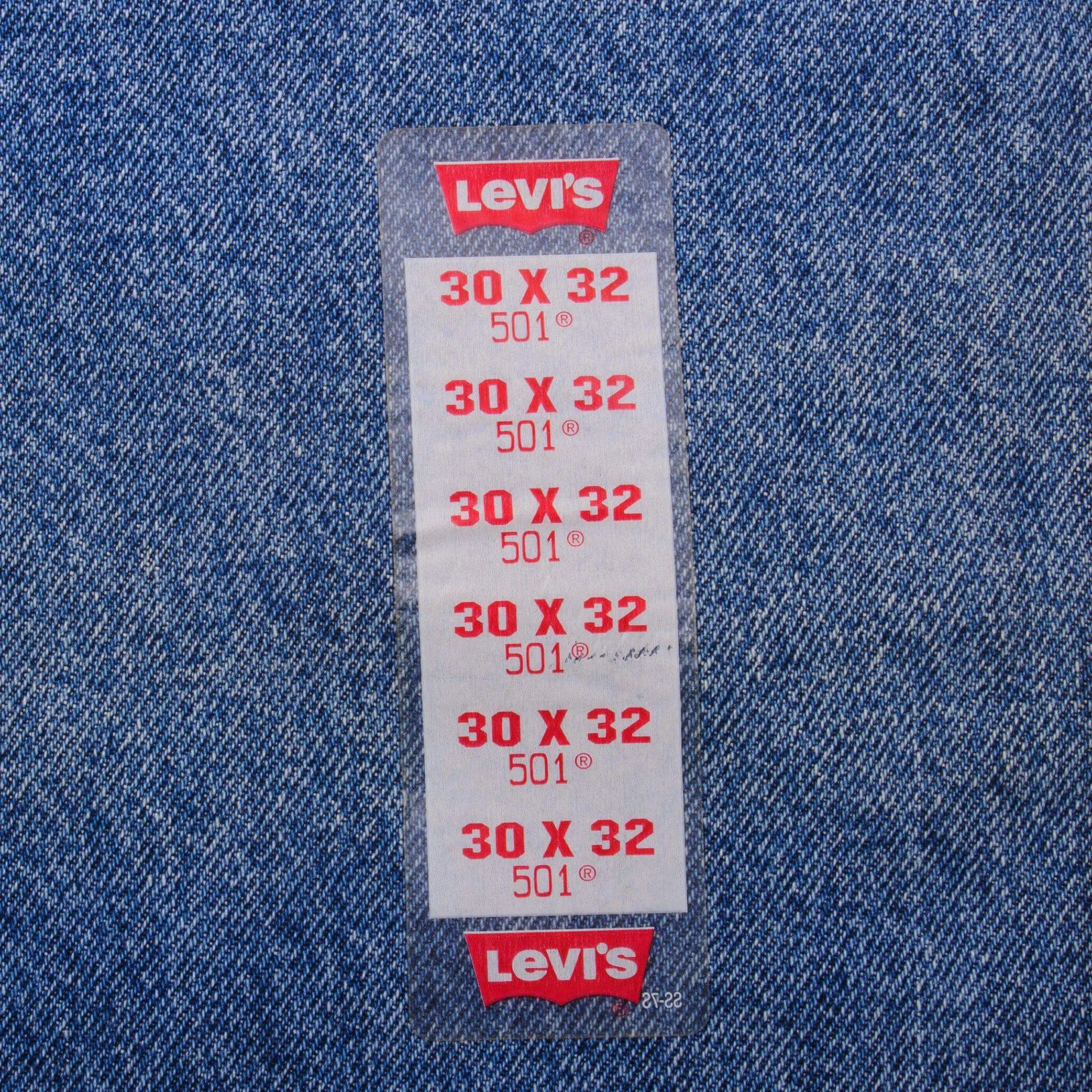 VINTAGE LEVIS 501 PRESHRUNK JEANS 1993 SIZE 30X32 W30 L32 MADE IN USA DEADSTOCK